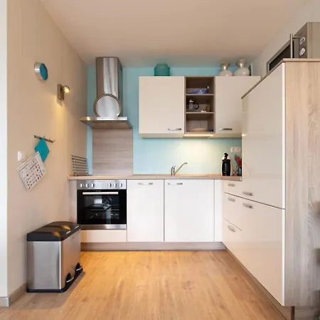 Beau Rivage Seaside Apartment *